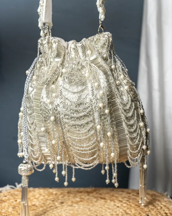 Zarina_Silver_Cascade_Potli